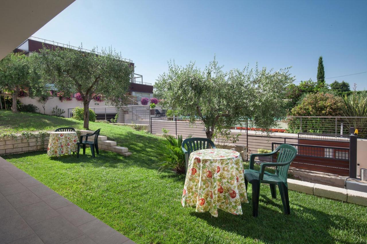 Villa Aurora-Holiday Home Apt 1 Bardolino Exterior photo